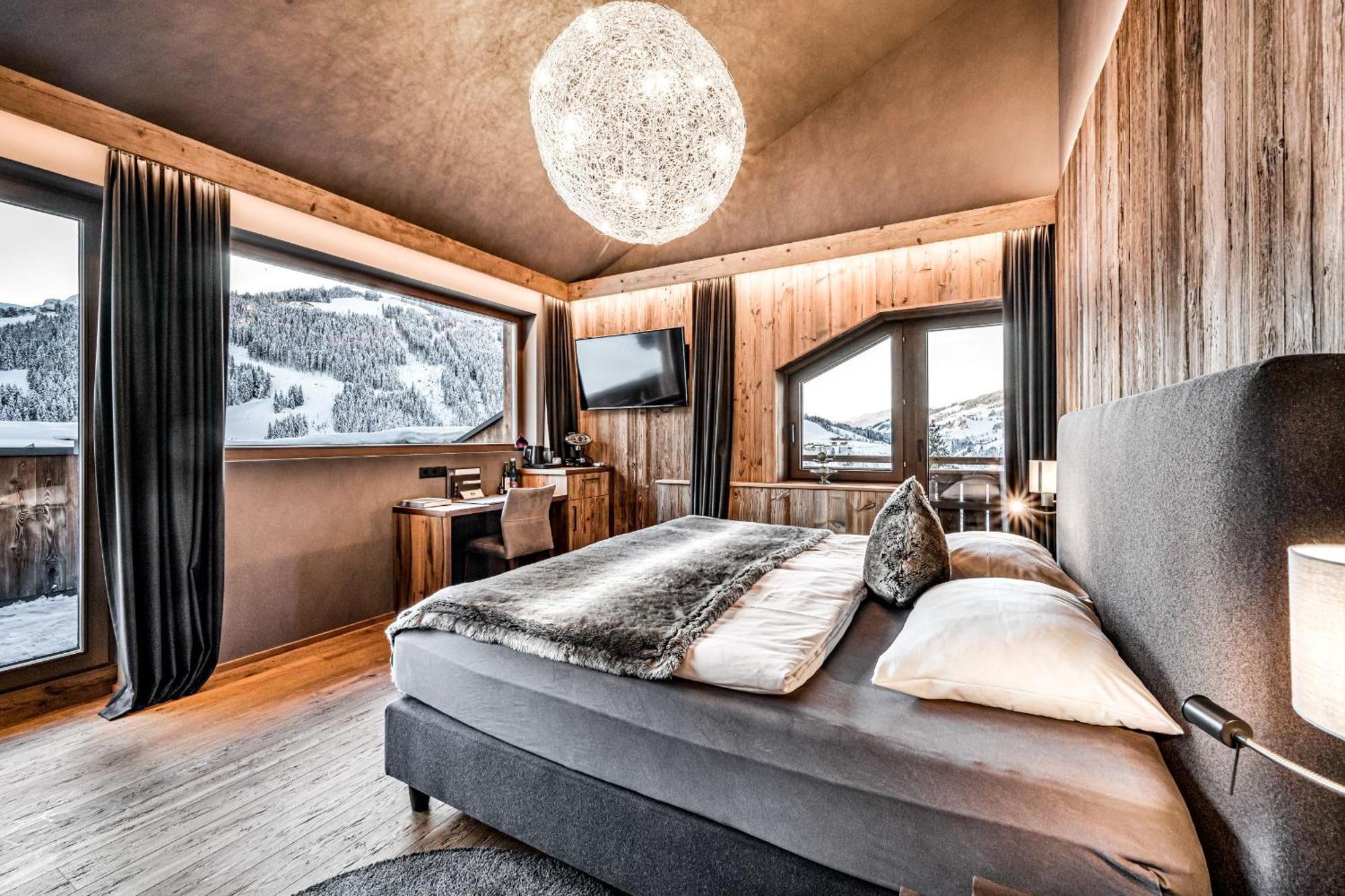 Almmonte Sensum Suites Boutique Hotel Ваграйн Екстериор снимка