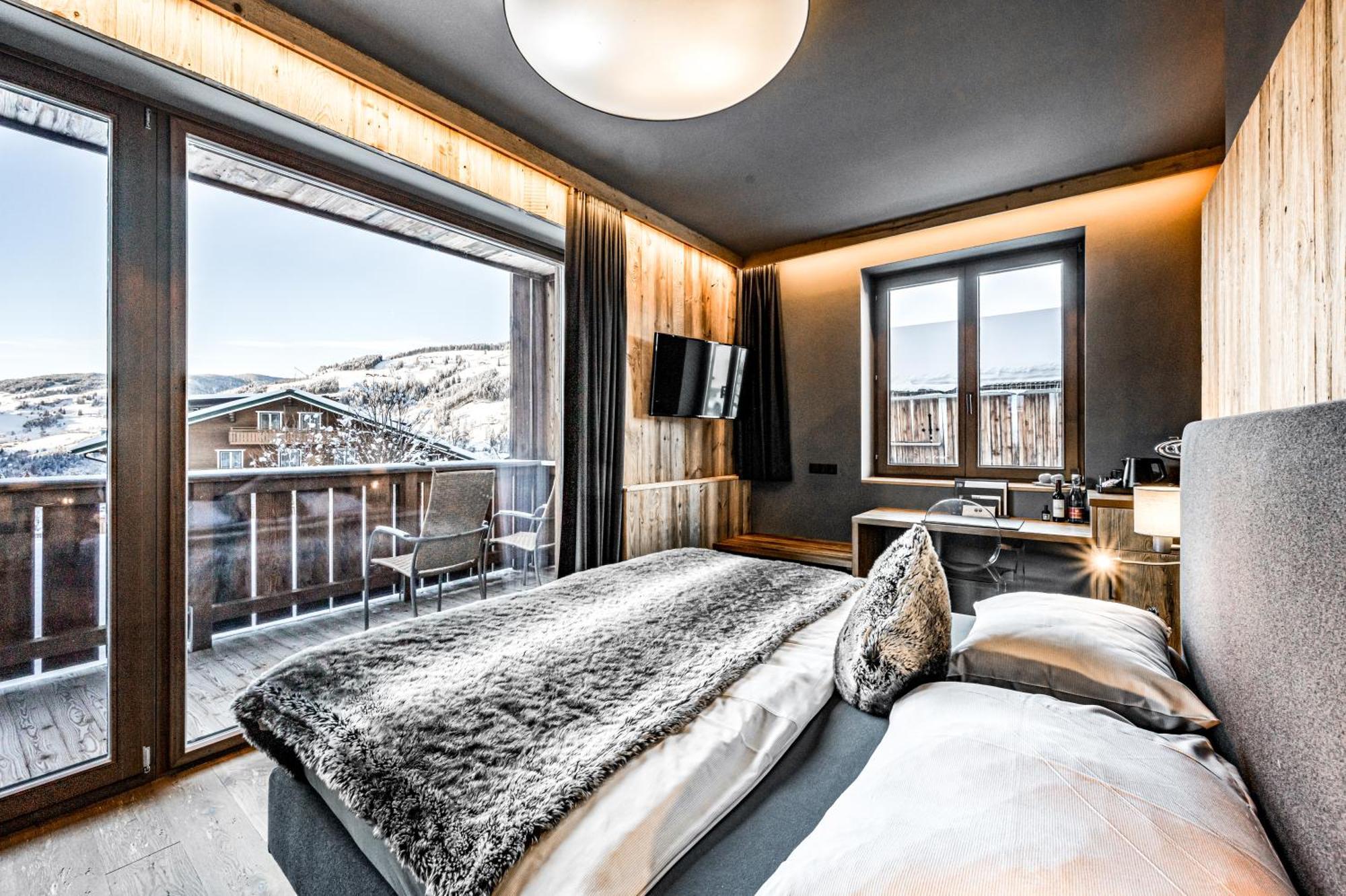 Almmonte Sensum Suites Boutique Hotel Ваграйн Екстериор снимка