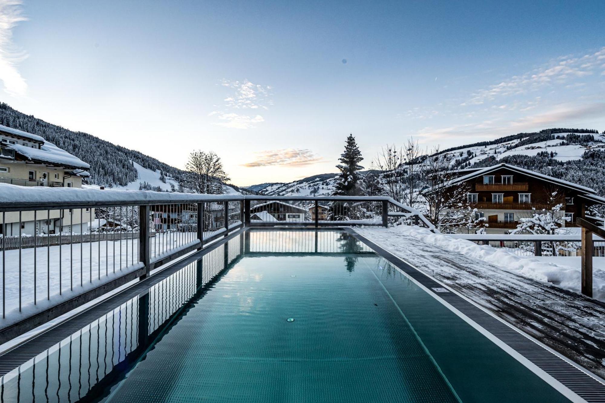 Almmonte Sensum Suites Boutique Hotel Ваграйн Екстериор снимка